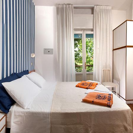 Hotel Albatros Мисано Адриатико Екстериор снимка